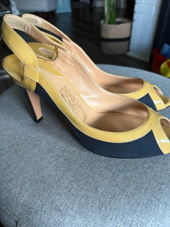 Vintage Salvatore Ferragamo Women’s Heels - Picture 3 of 5